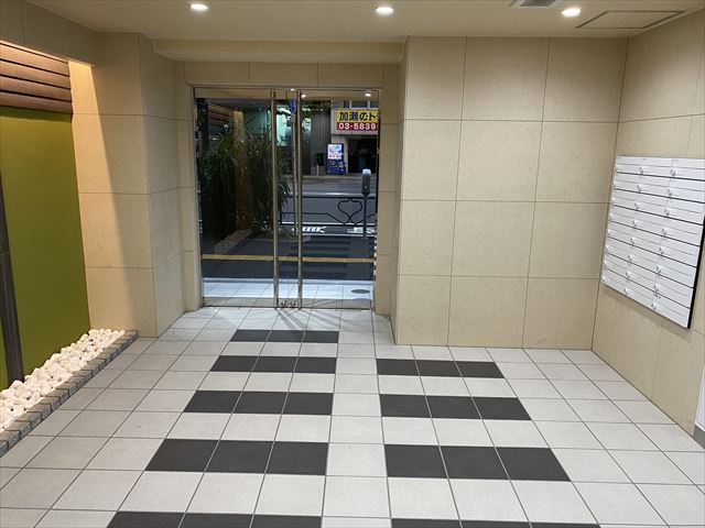 建物エントランス