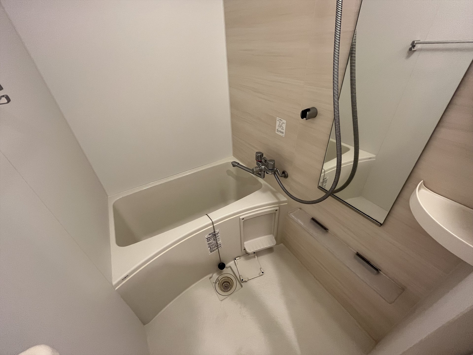 シャワールーム