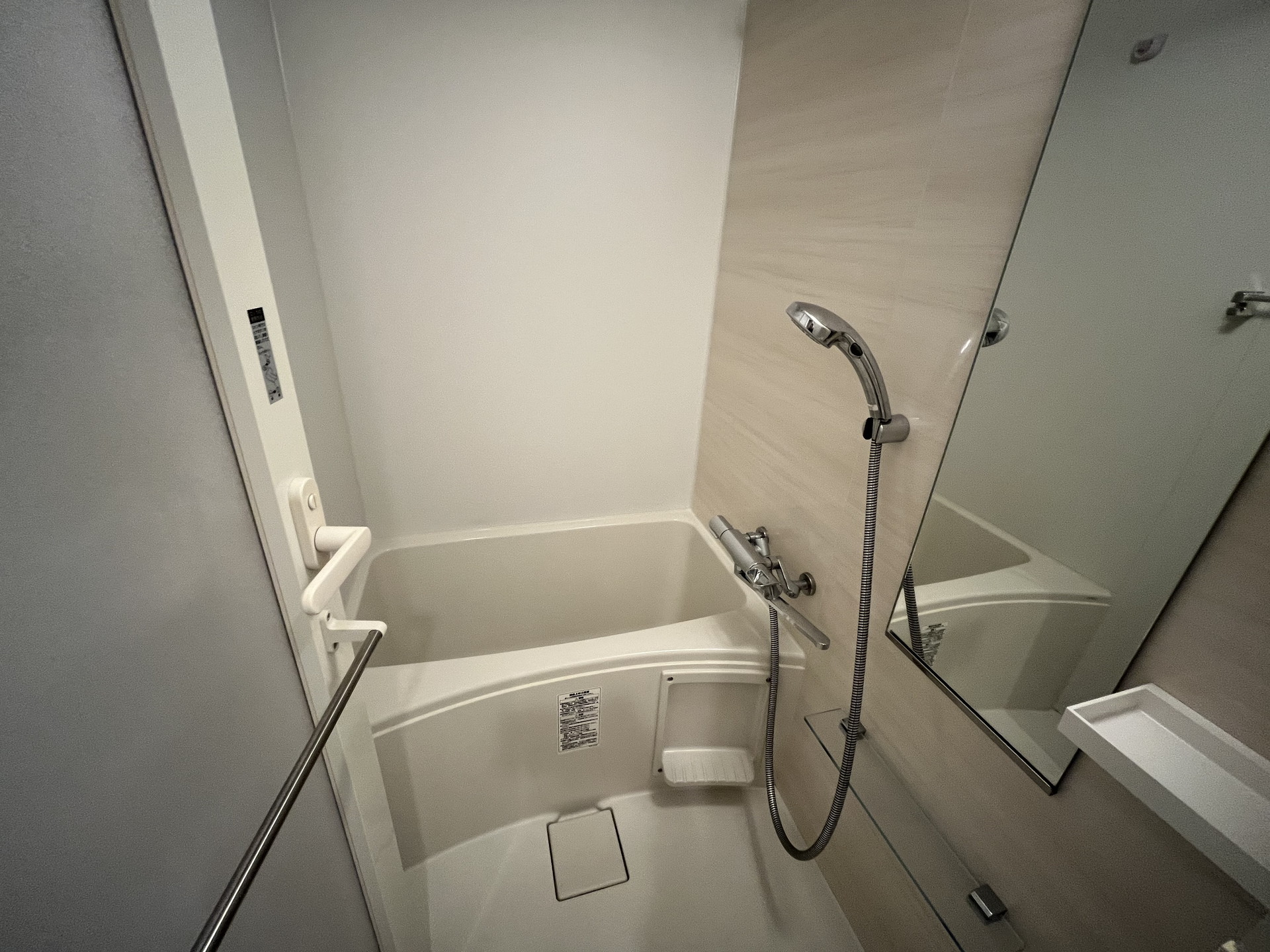 シャワールーム