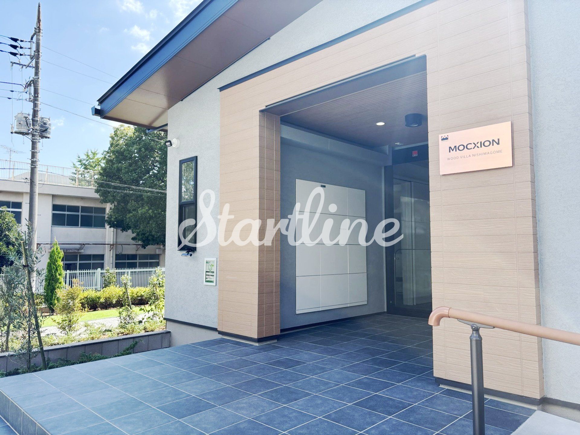 建物エントランス