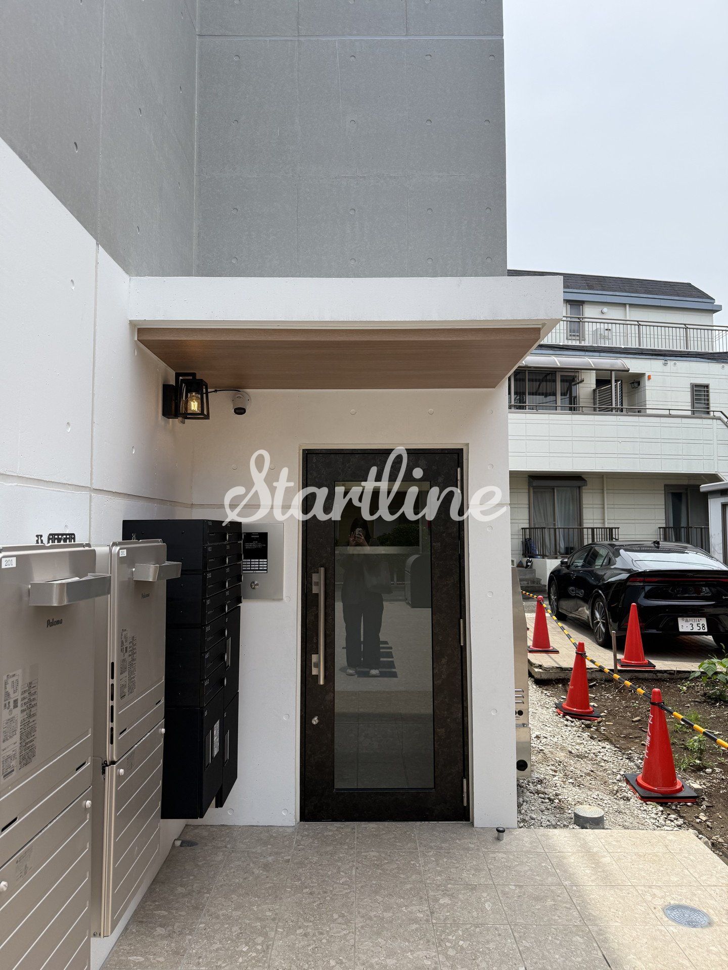 建物エントランス