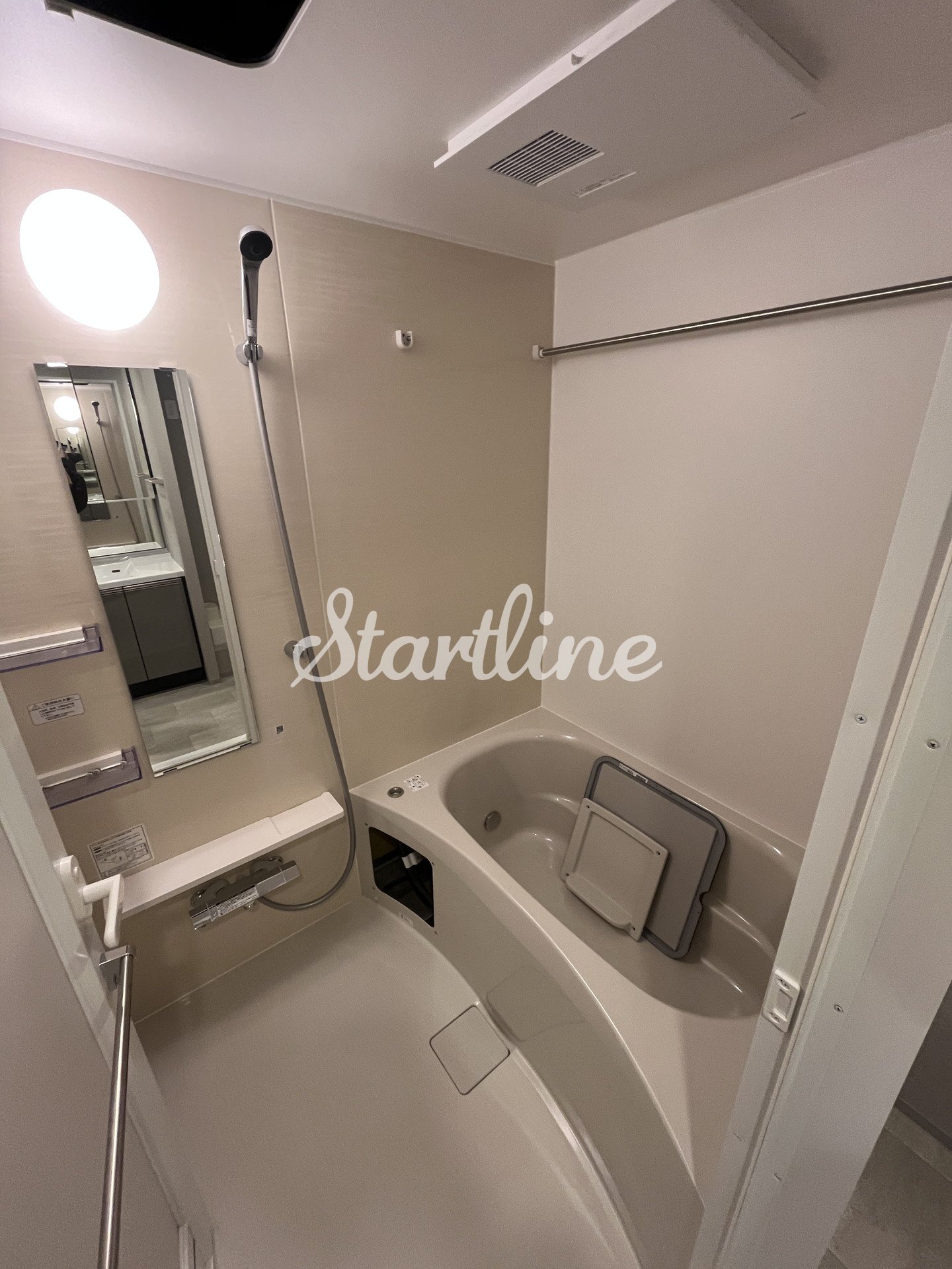 シャワールーム