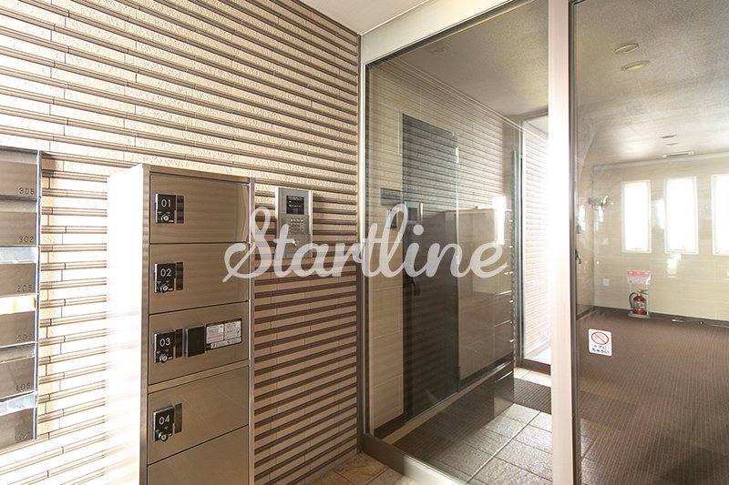 建物エントランス