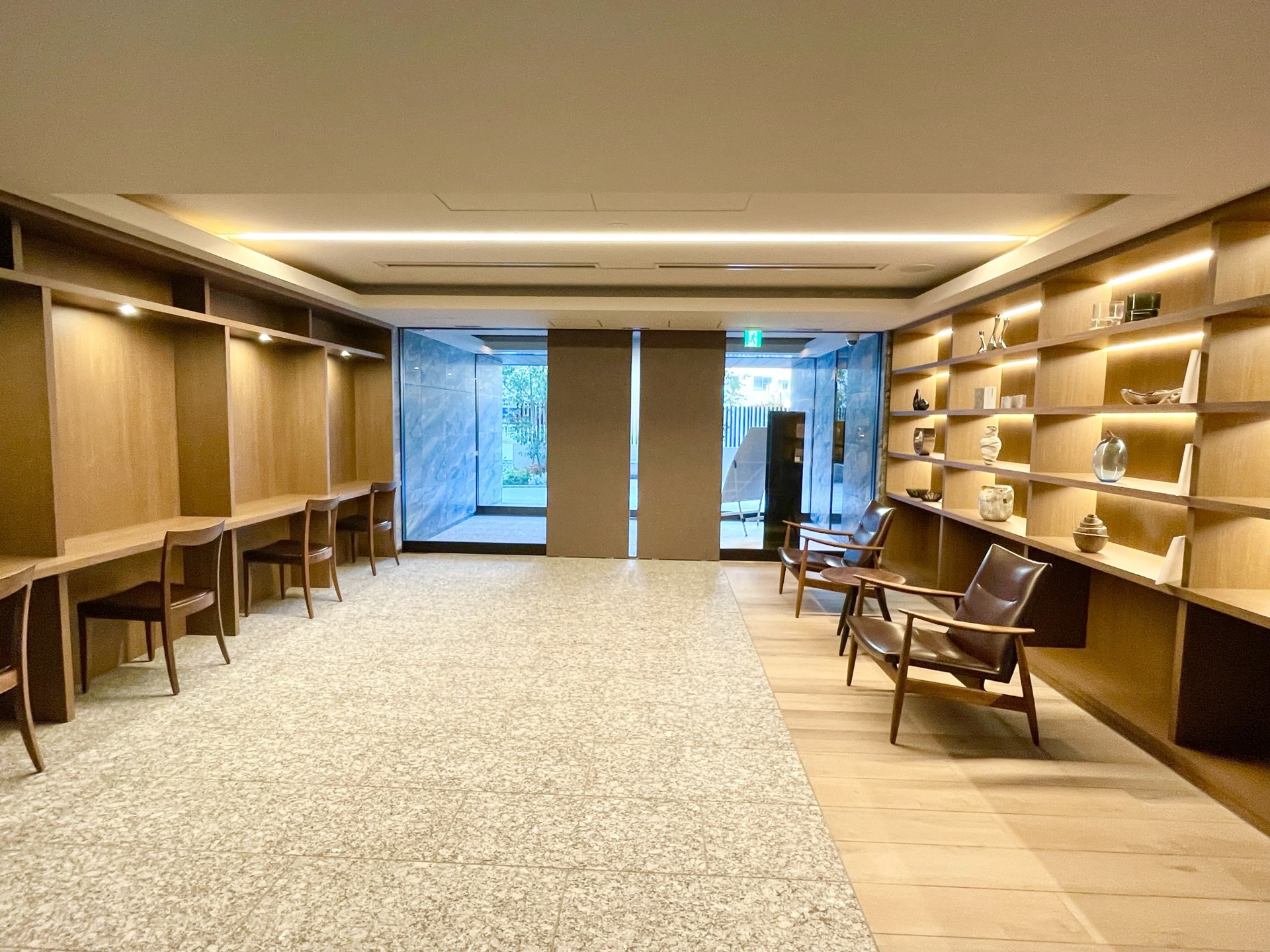 建物エントランス