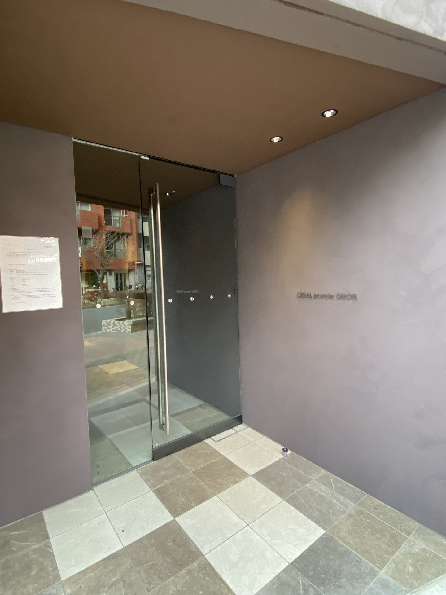 建物エントランス