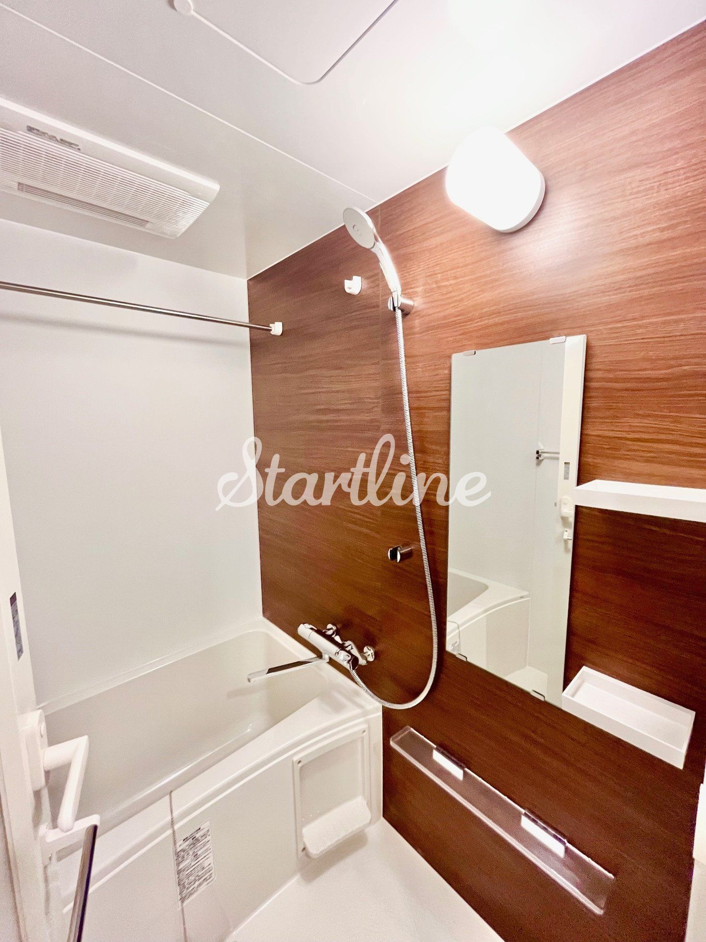 シャワールーム