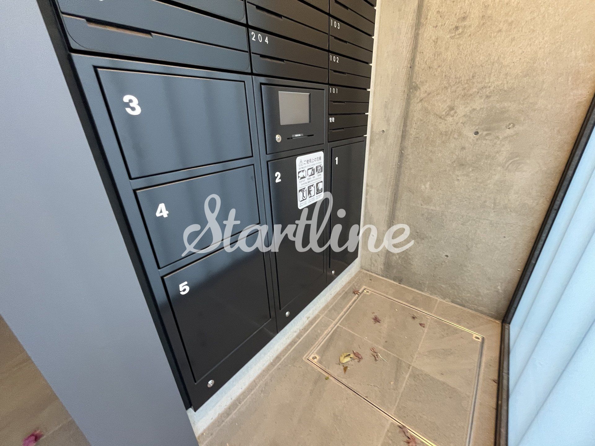 建物エントランス