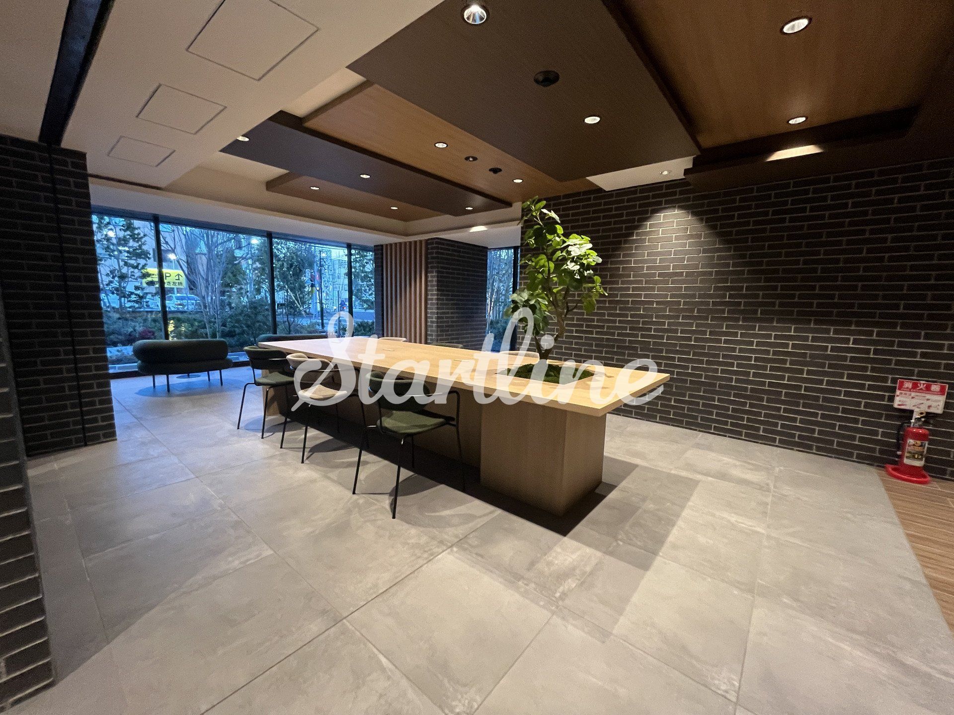 建物エントランス