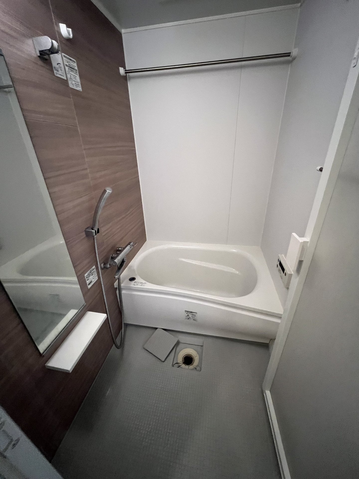 シャワールーム