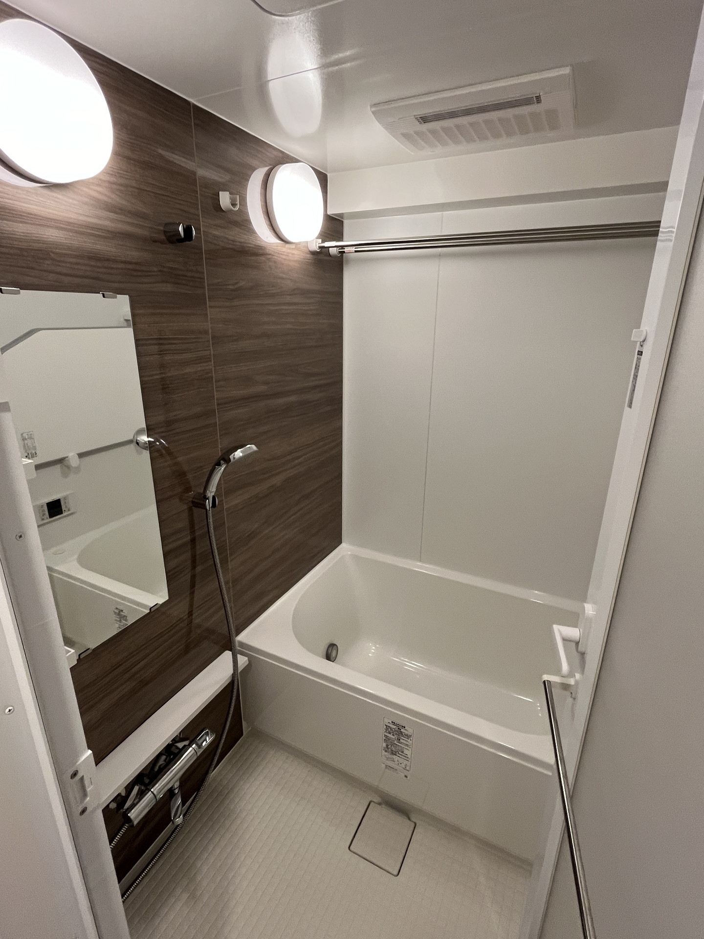 シャワールーム