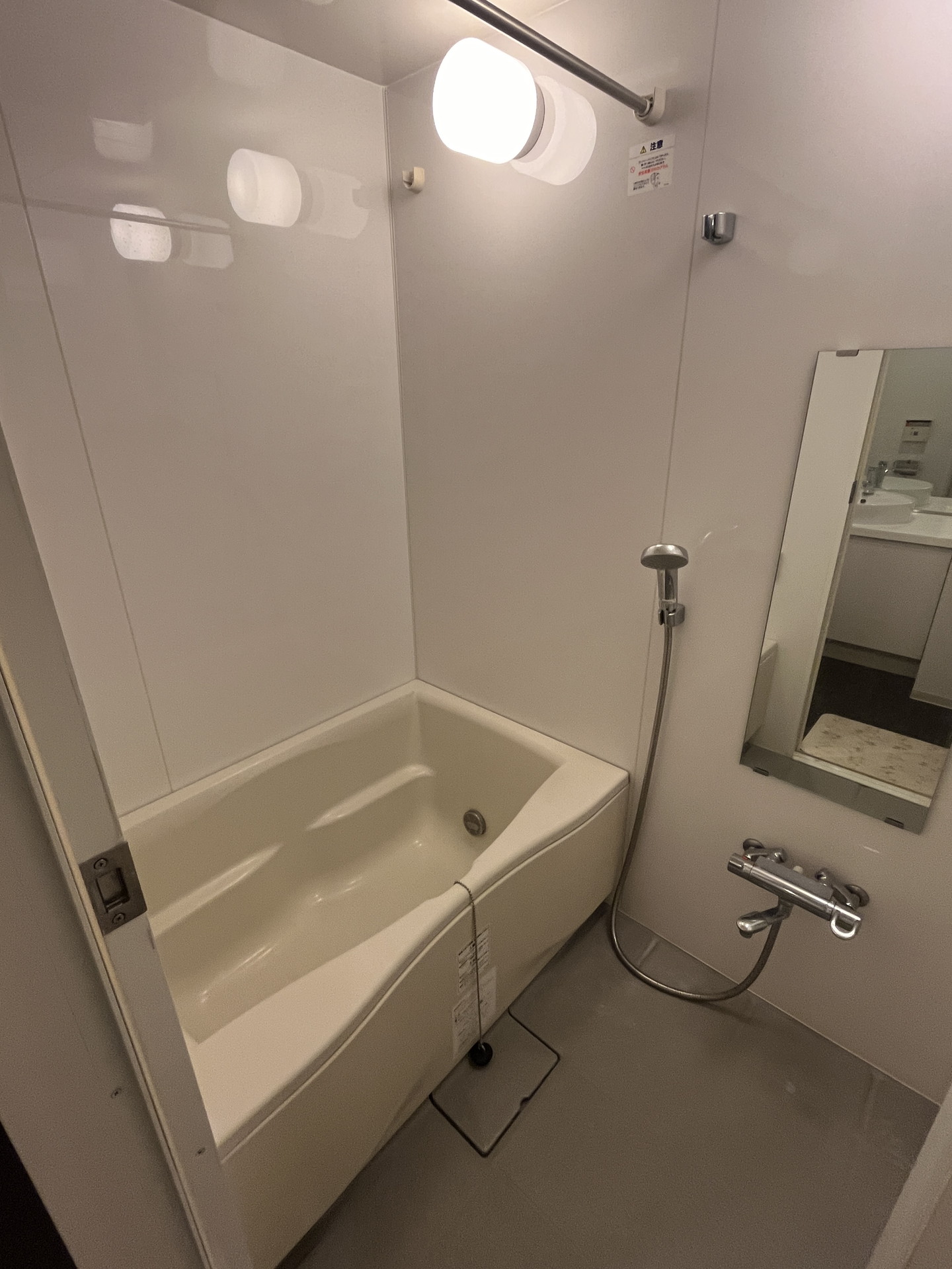 シャワールーム