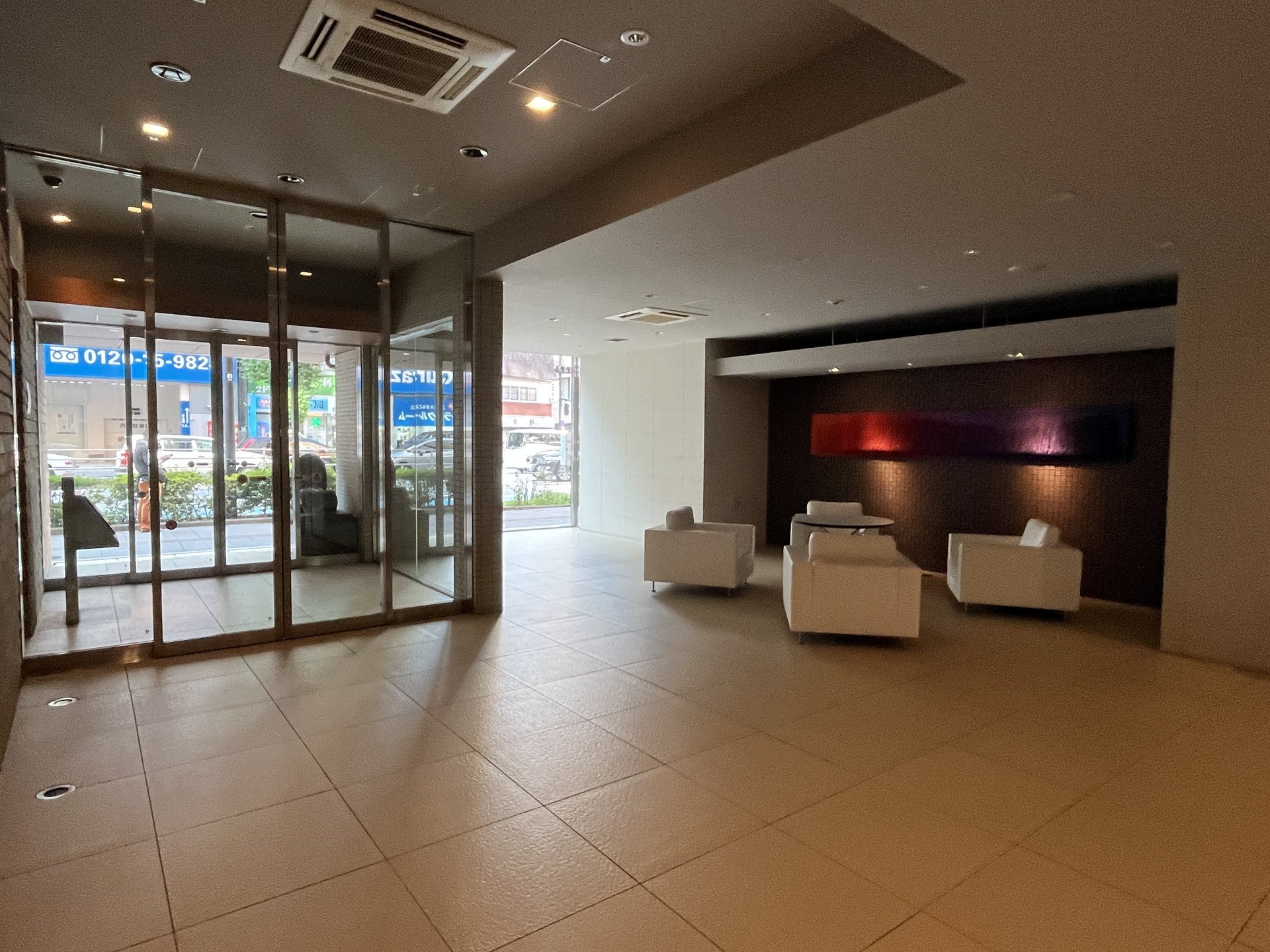 建物エントランス