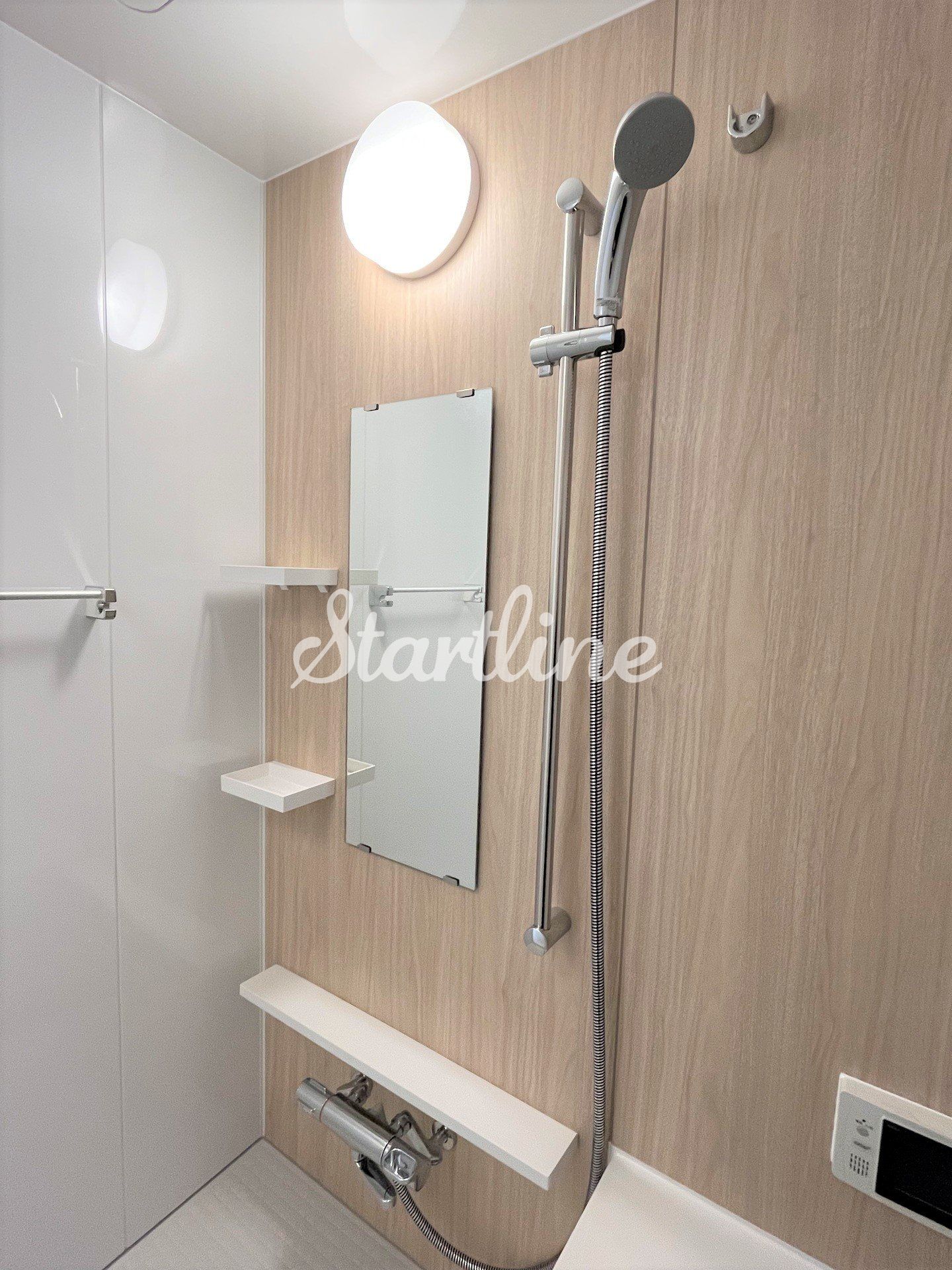 シャワールーム