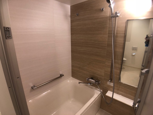 シャワールーム