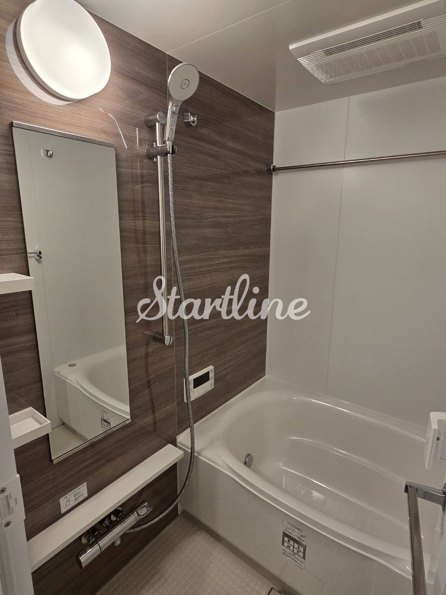 シャワールーム