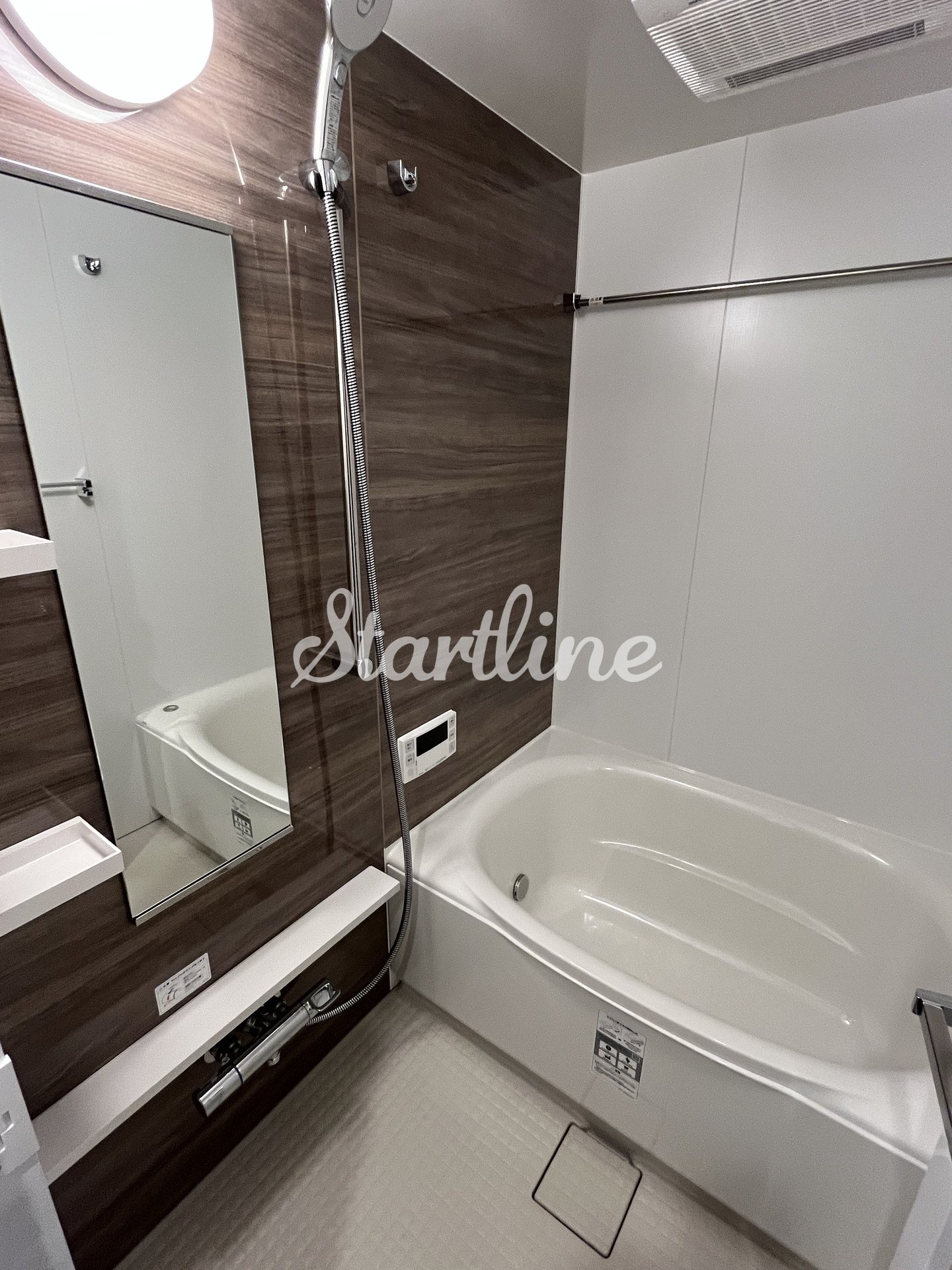 シャワールーム