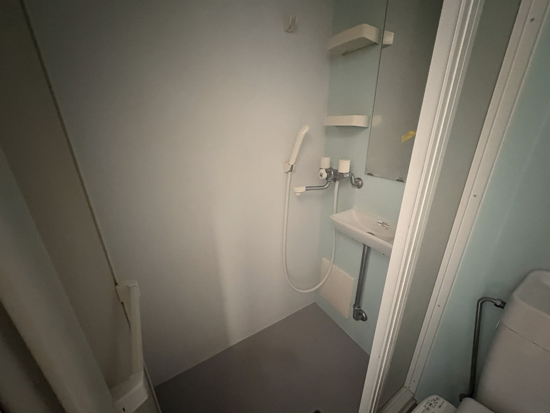 シャワールーム