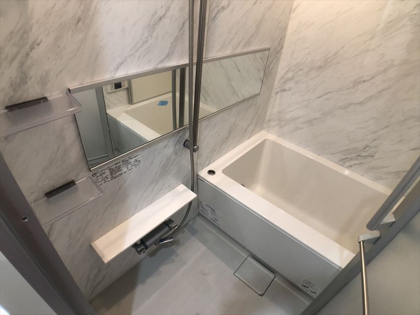 シャワールーム