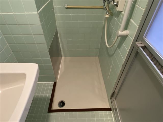 シャワールーム