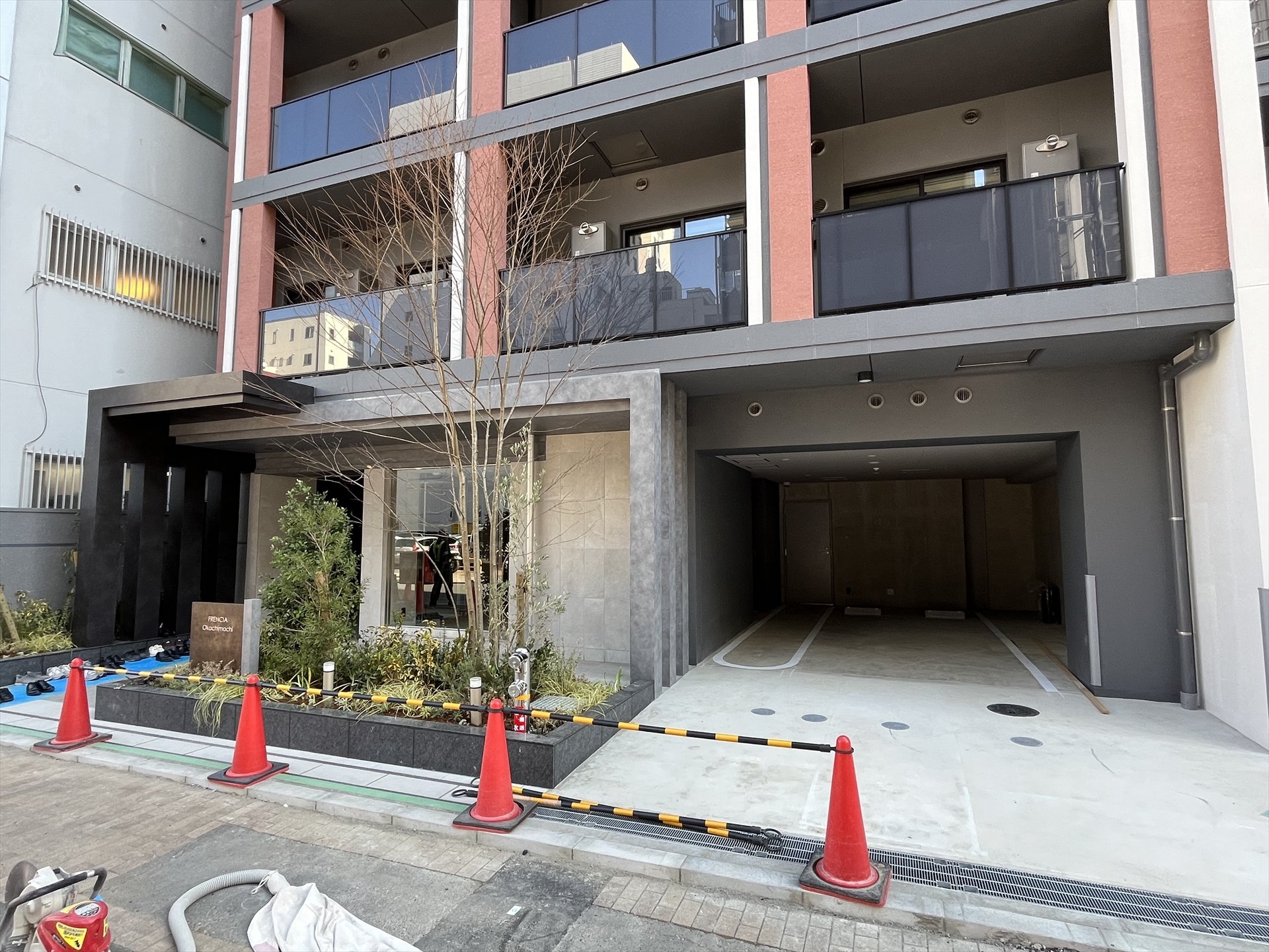 建物エントランス