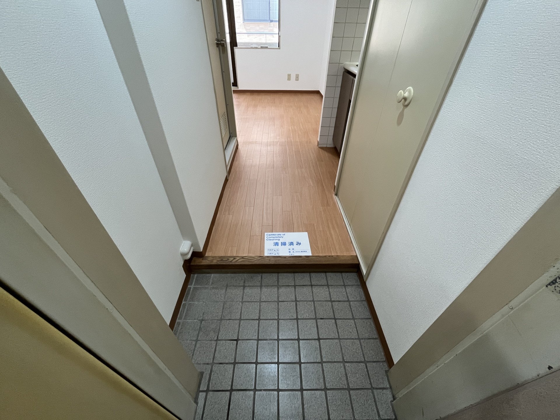玄関