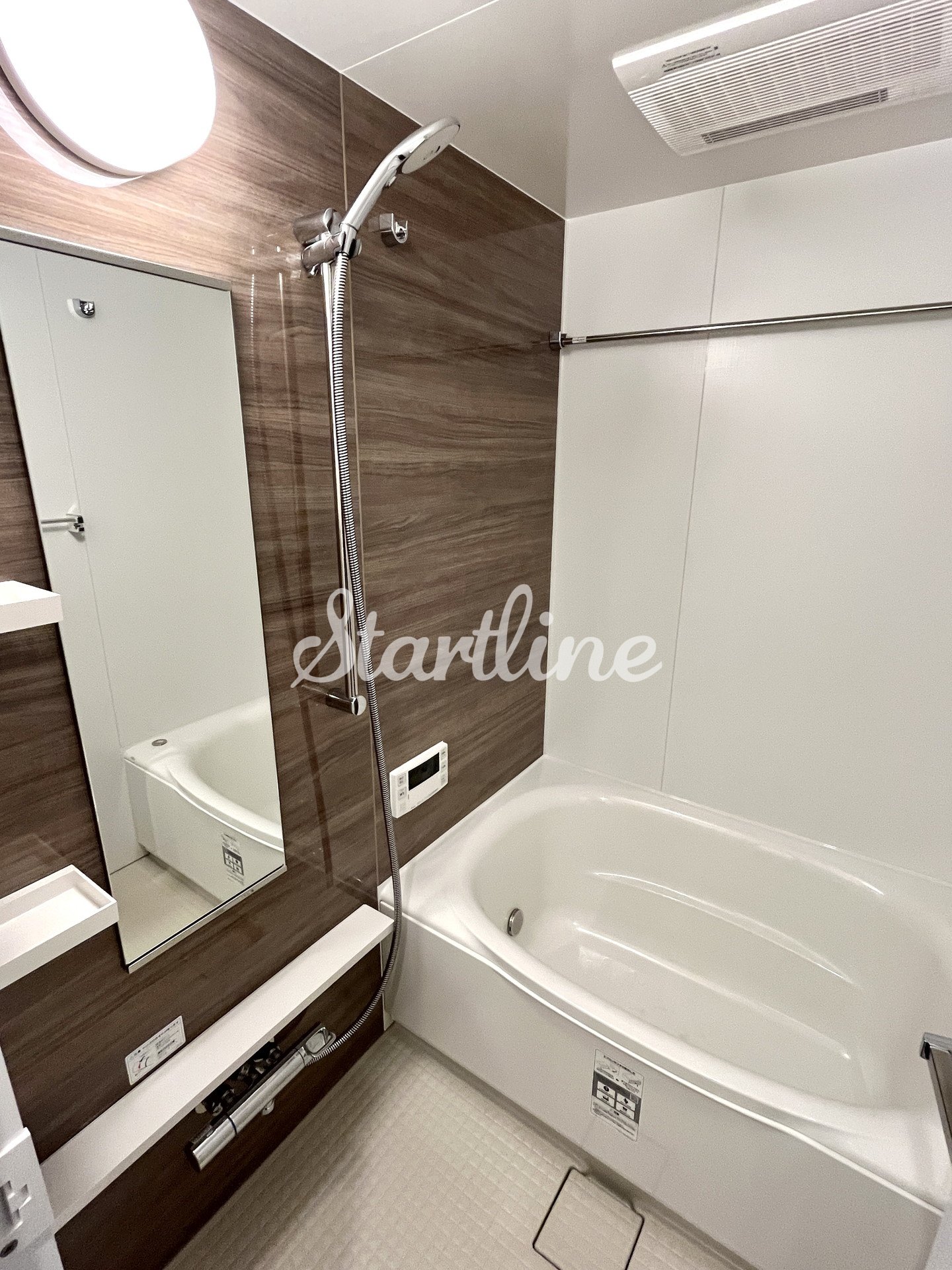 シャワールーム