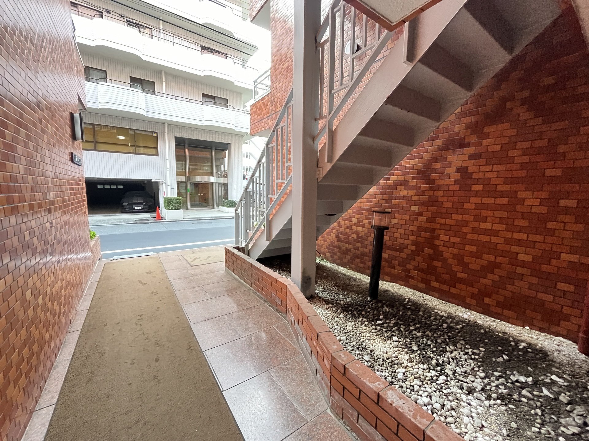 建物エントランス