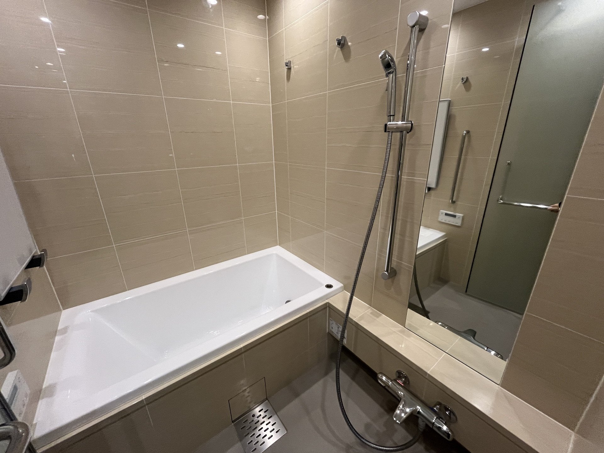 シャワールーム