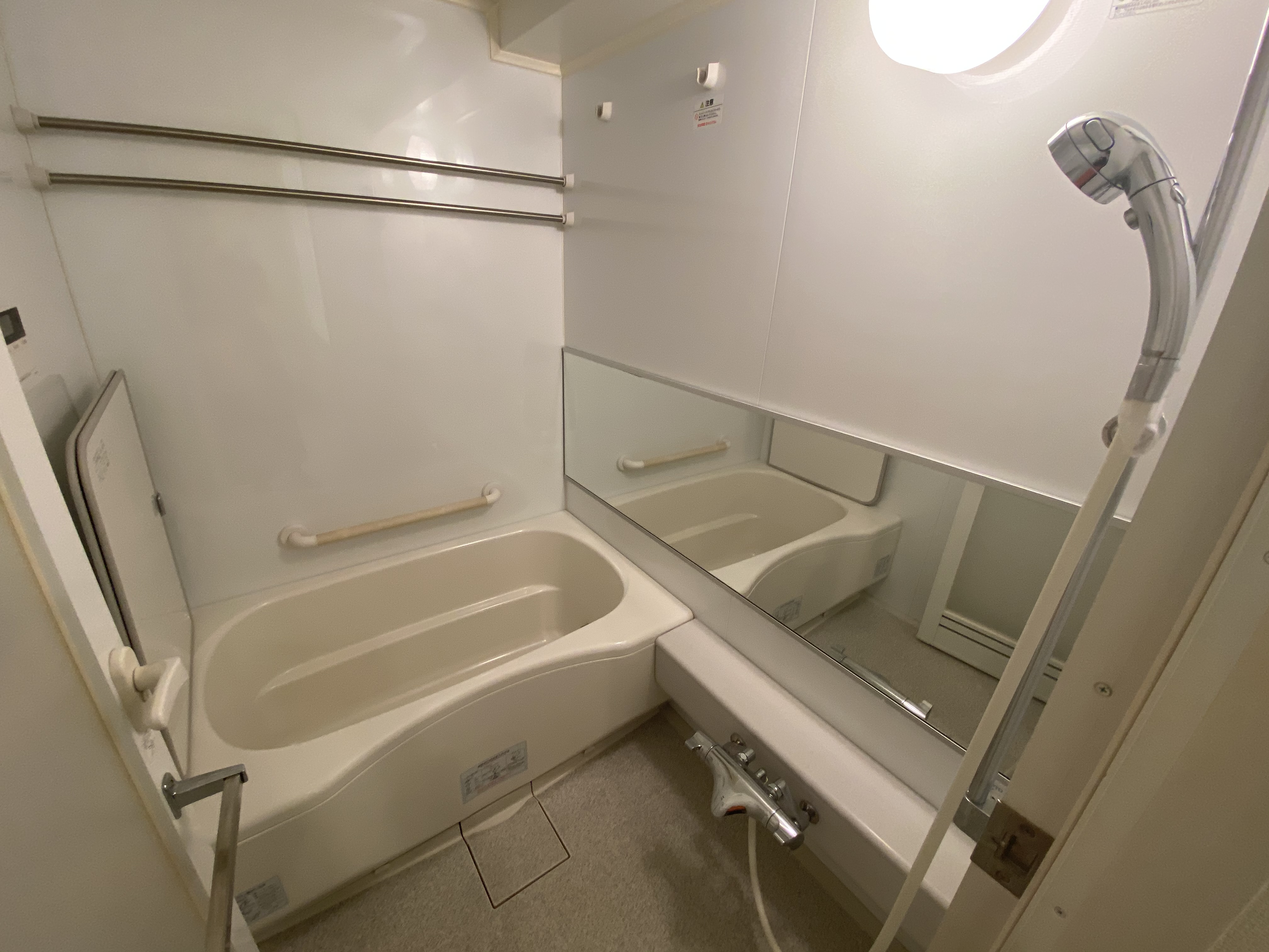 シャワールーム