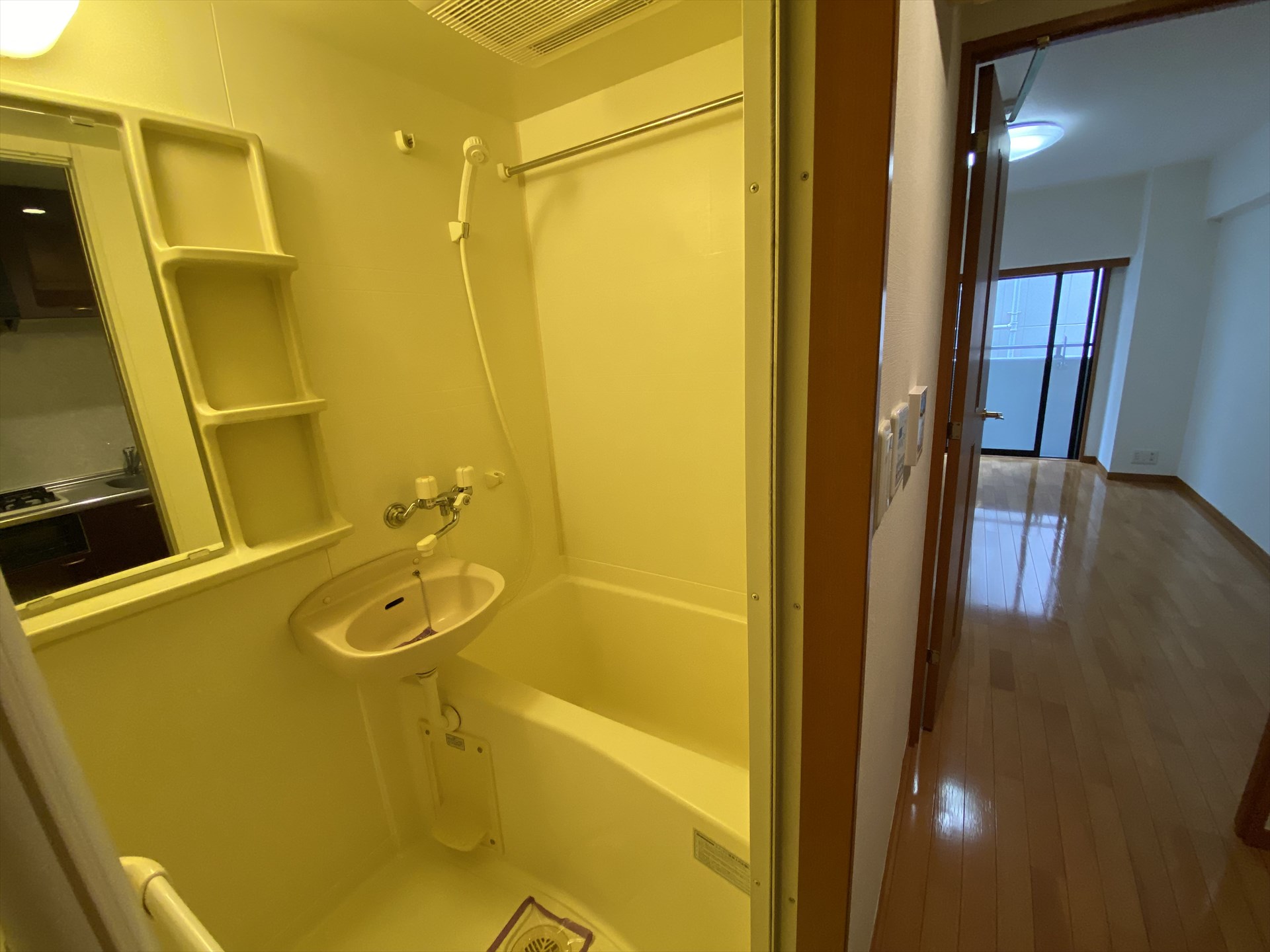 シャワールーム