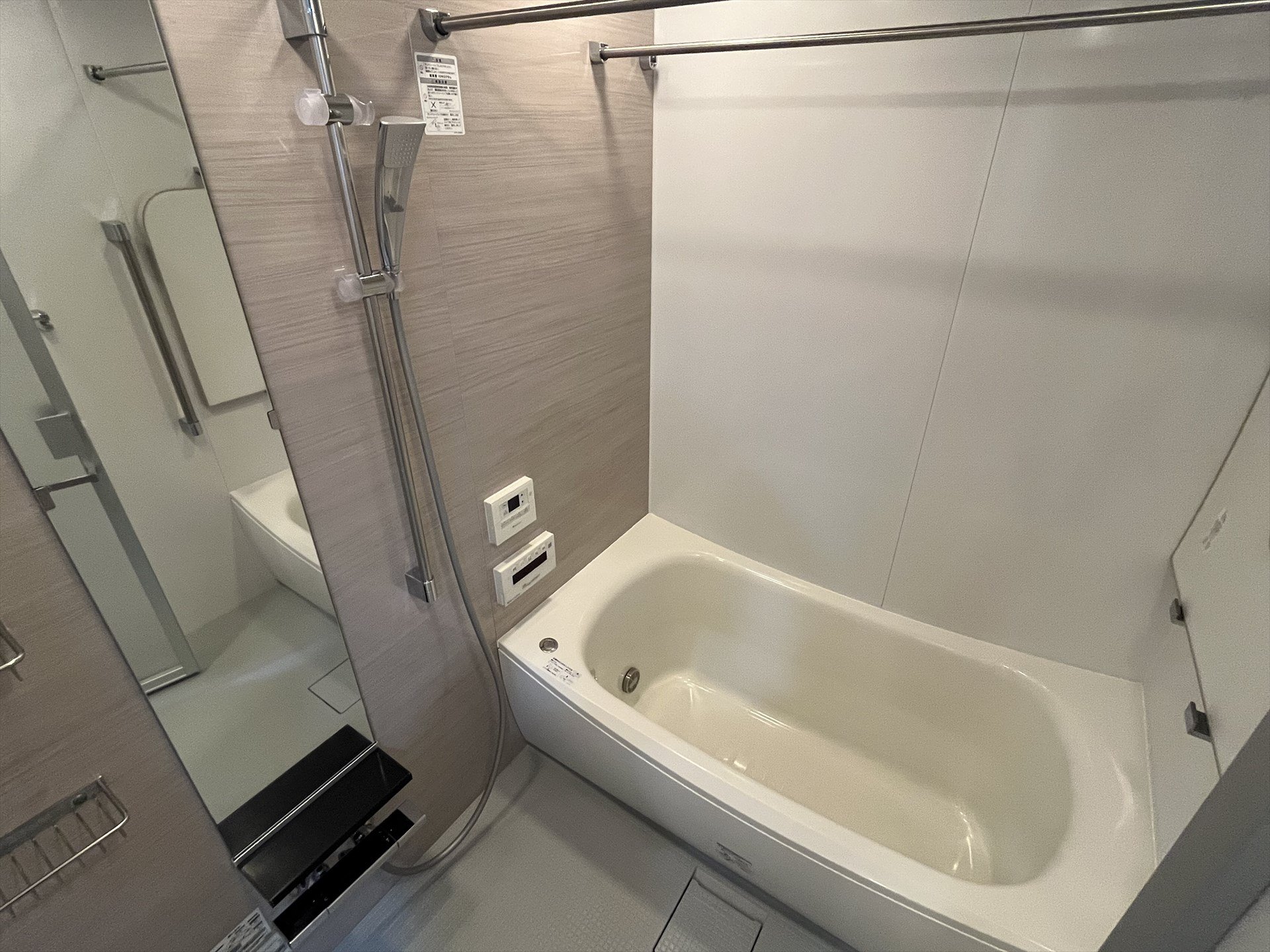 シャワールーム