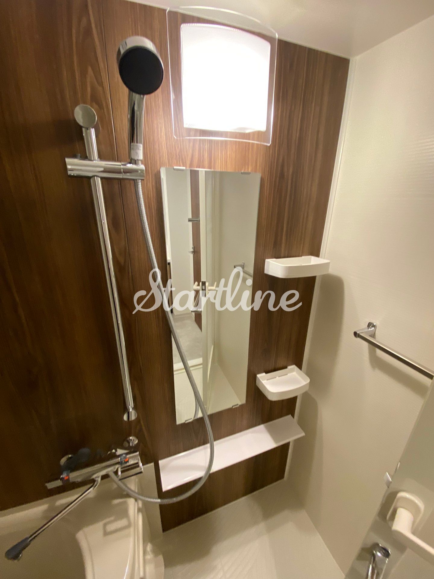 シャワールーム