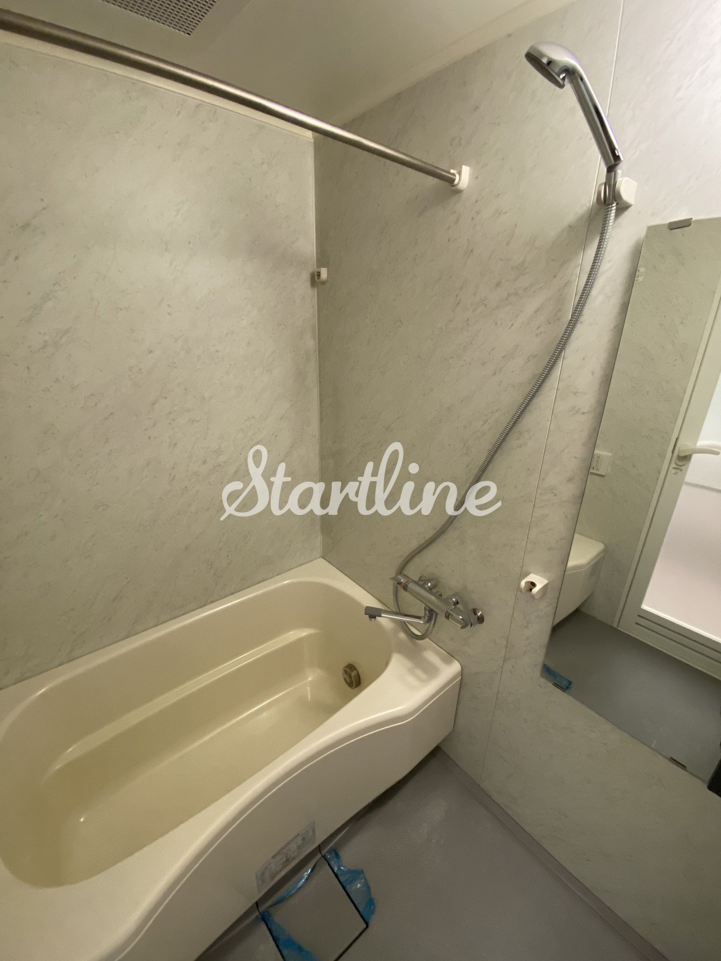 シャワールーム