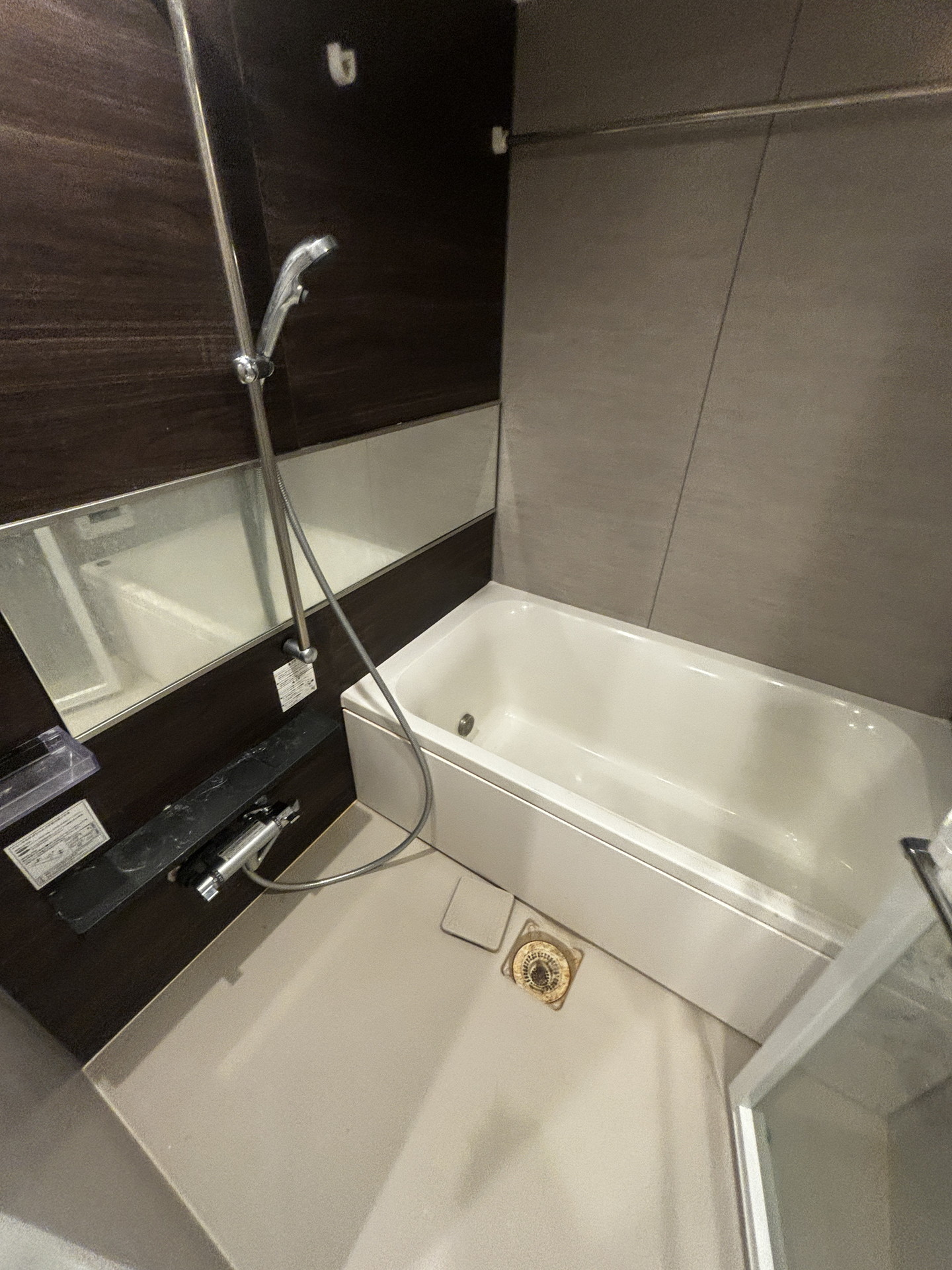 シャワールーム