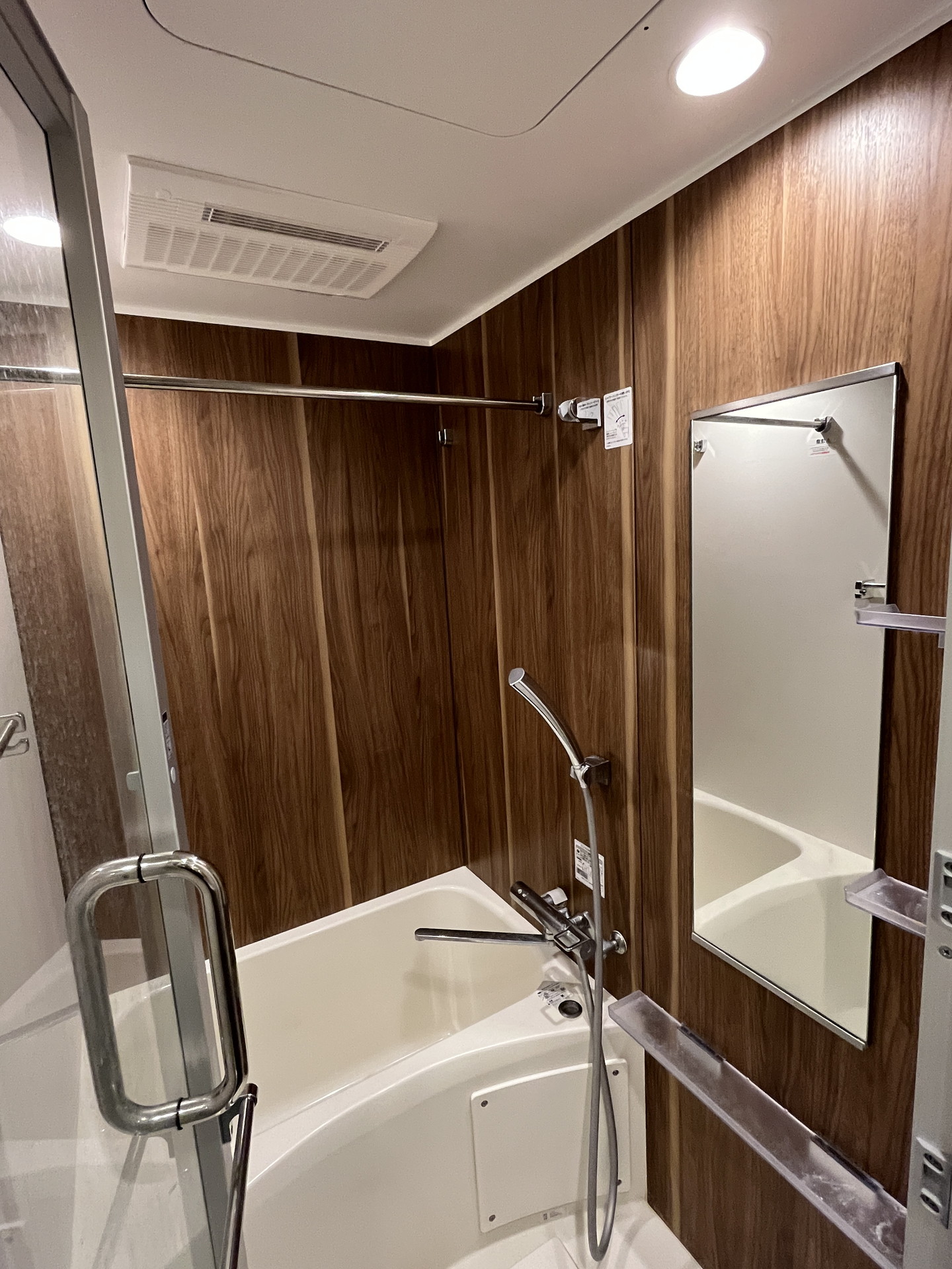 シャワールーム