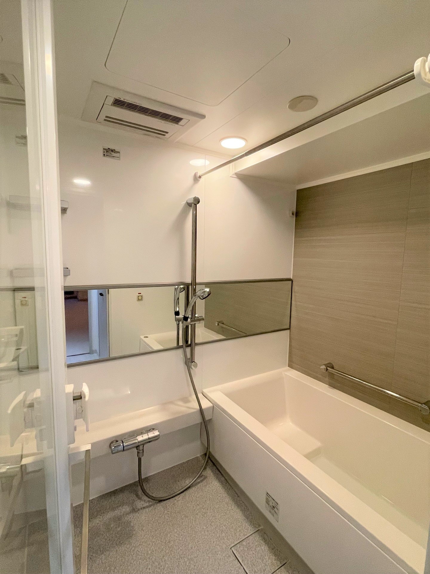 シャワールーム