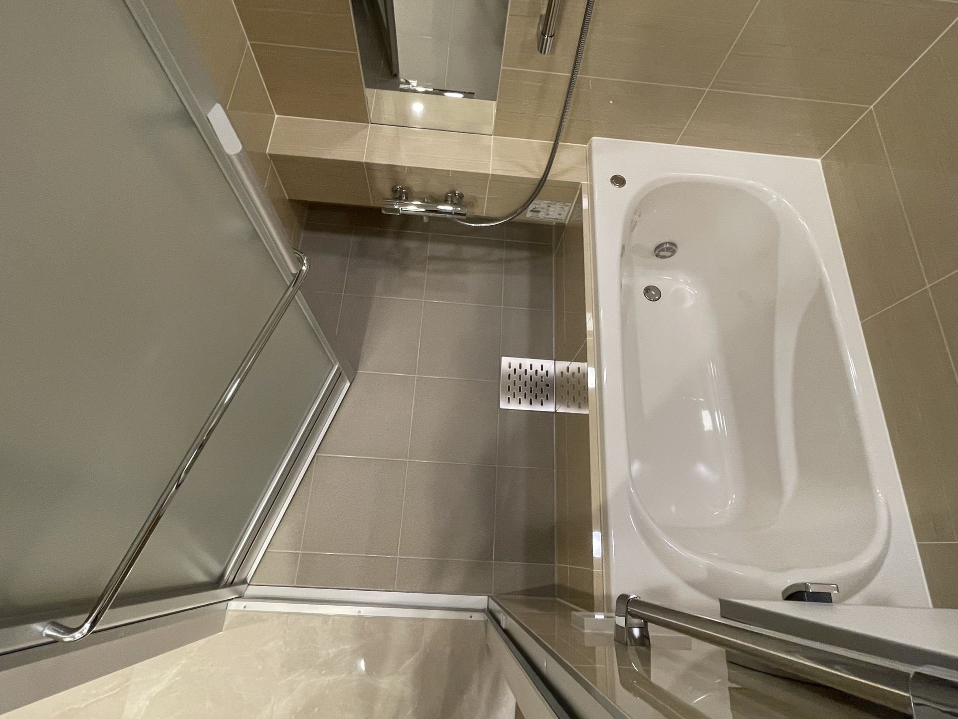 シャワールーム