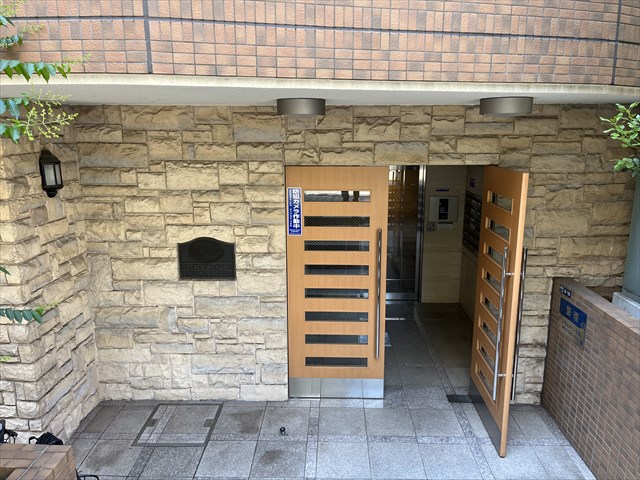 建物エントランス