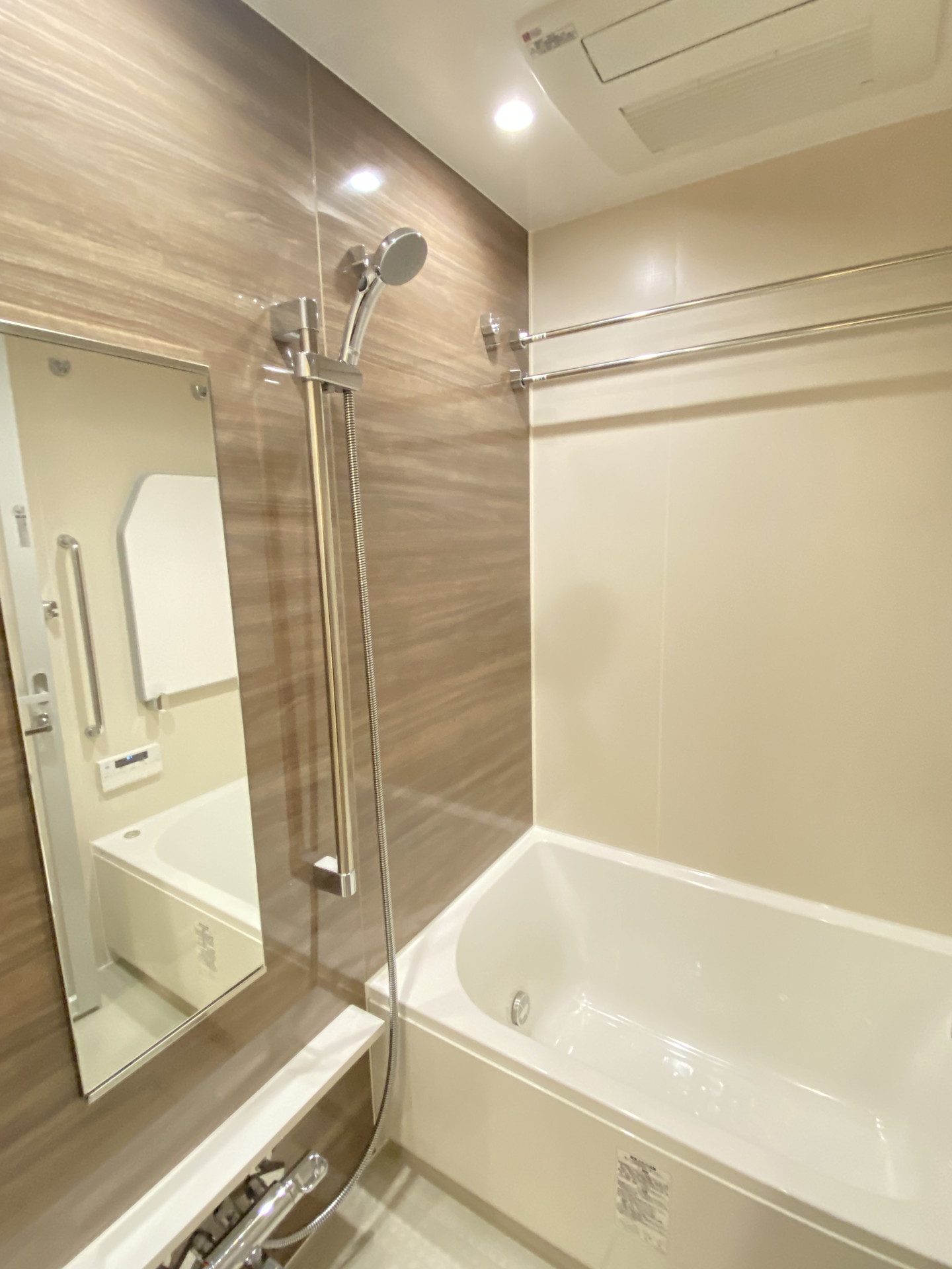 シャワールーム