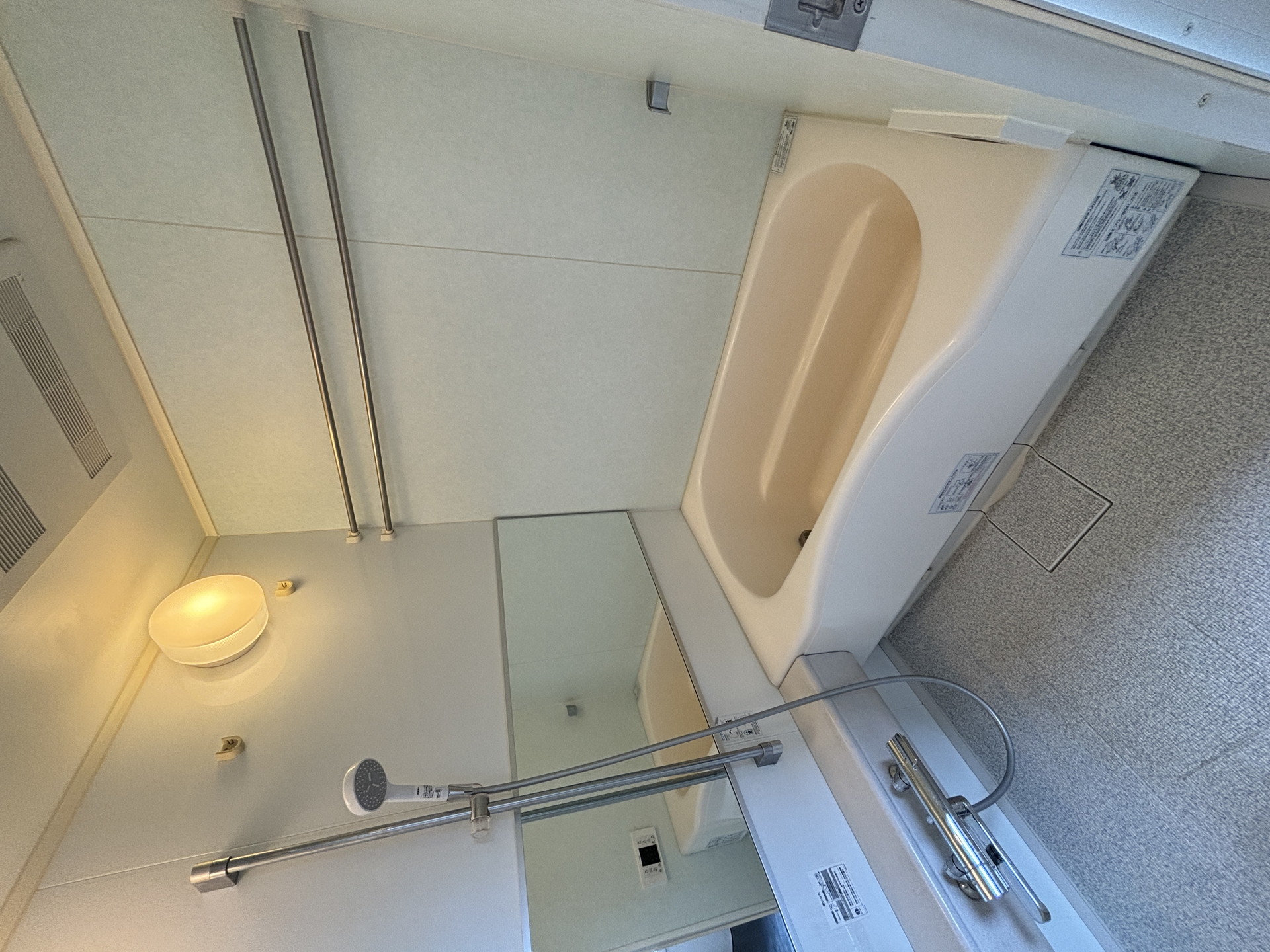 シャワールーム