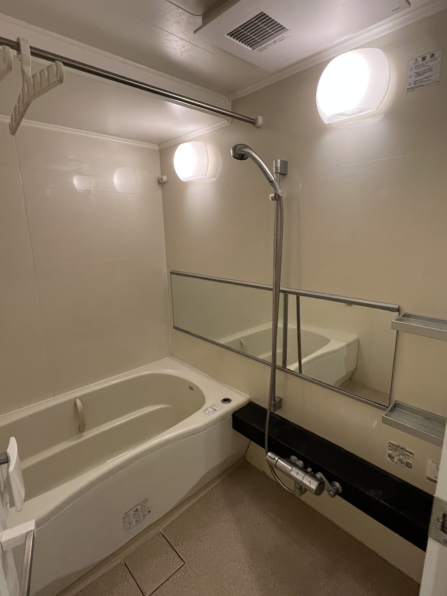 シャワールーム