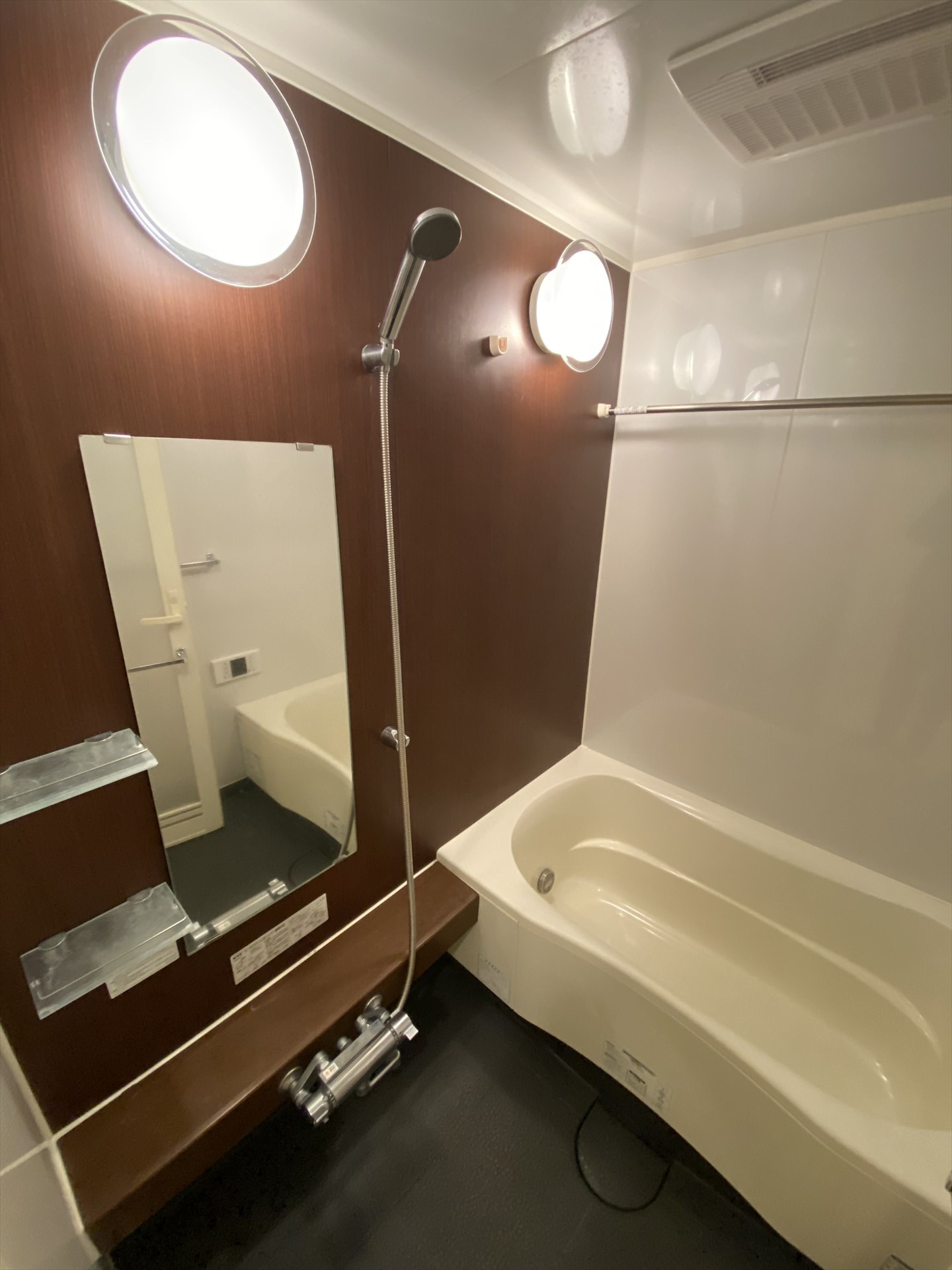 シャワールーム