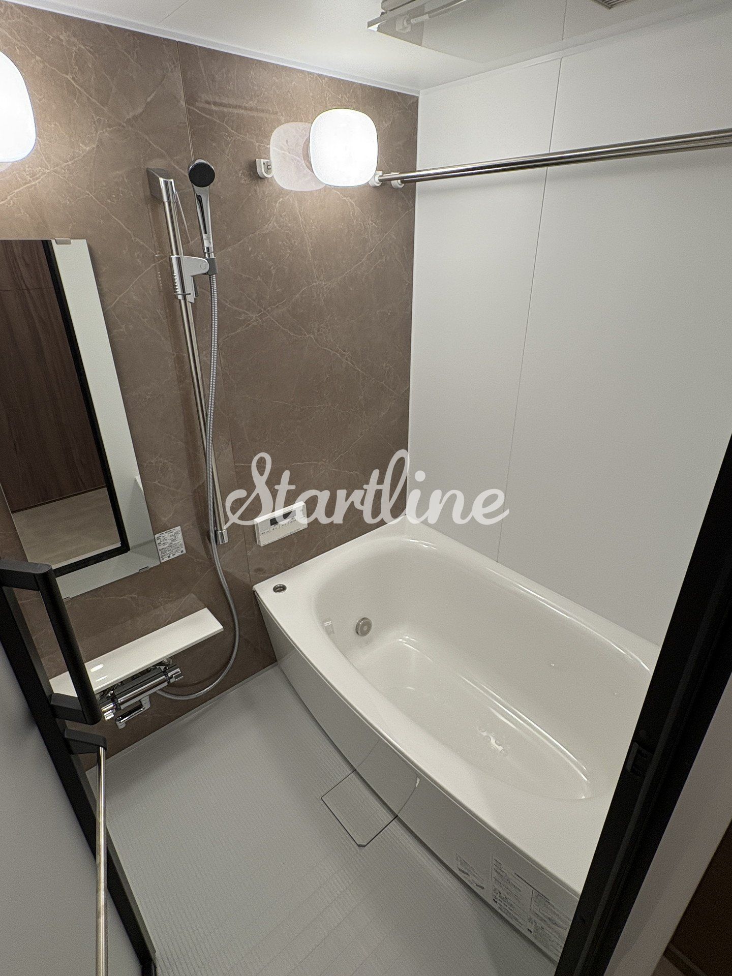 シャワールーム