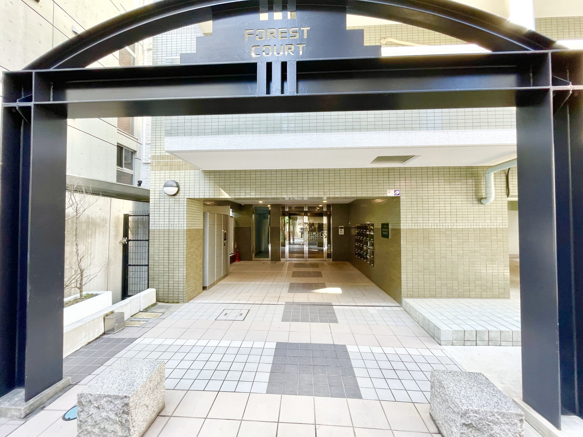 建物エントランス