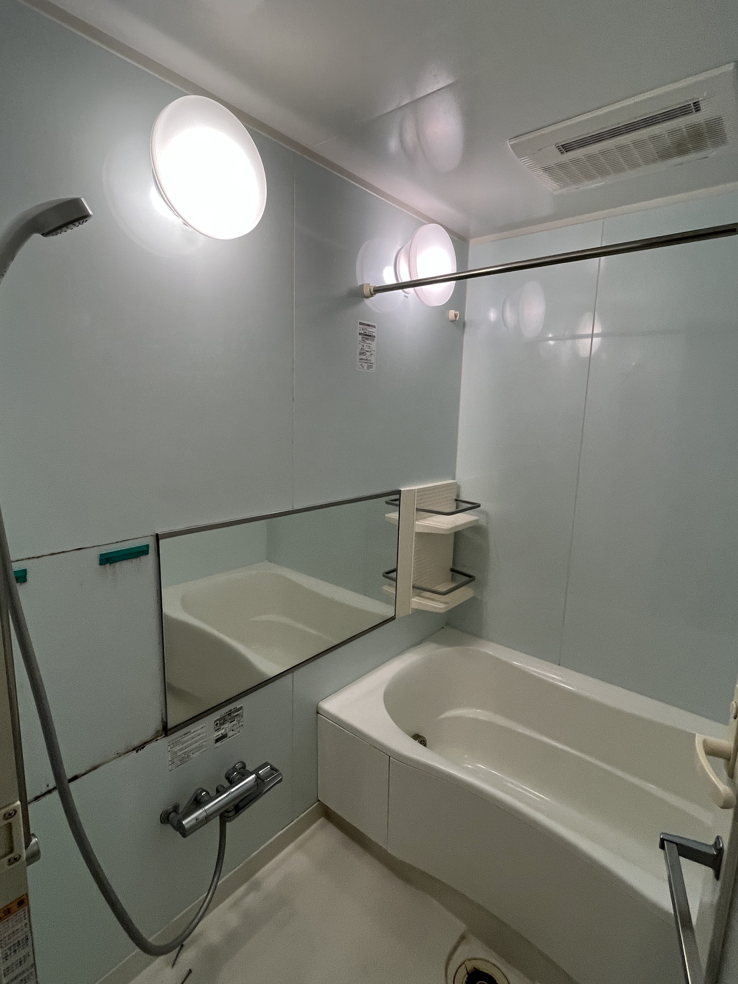 シャワールーム