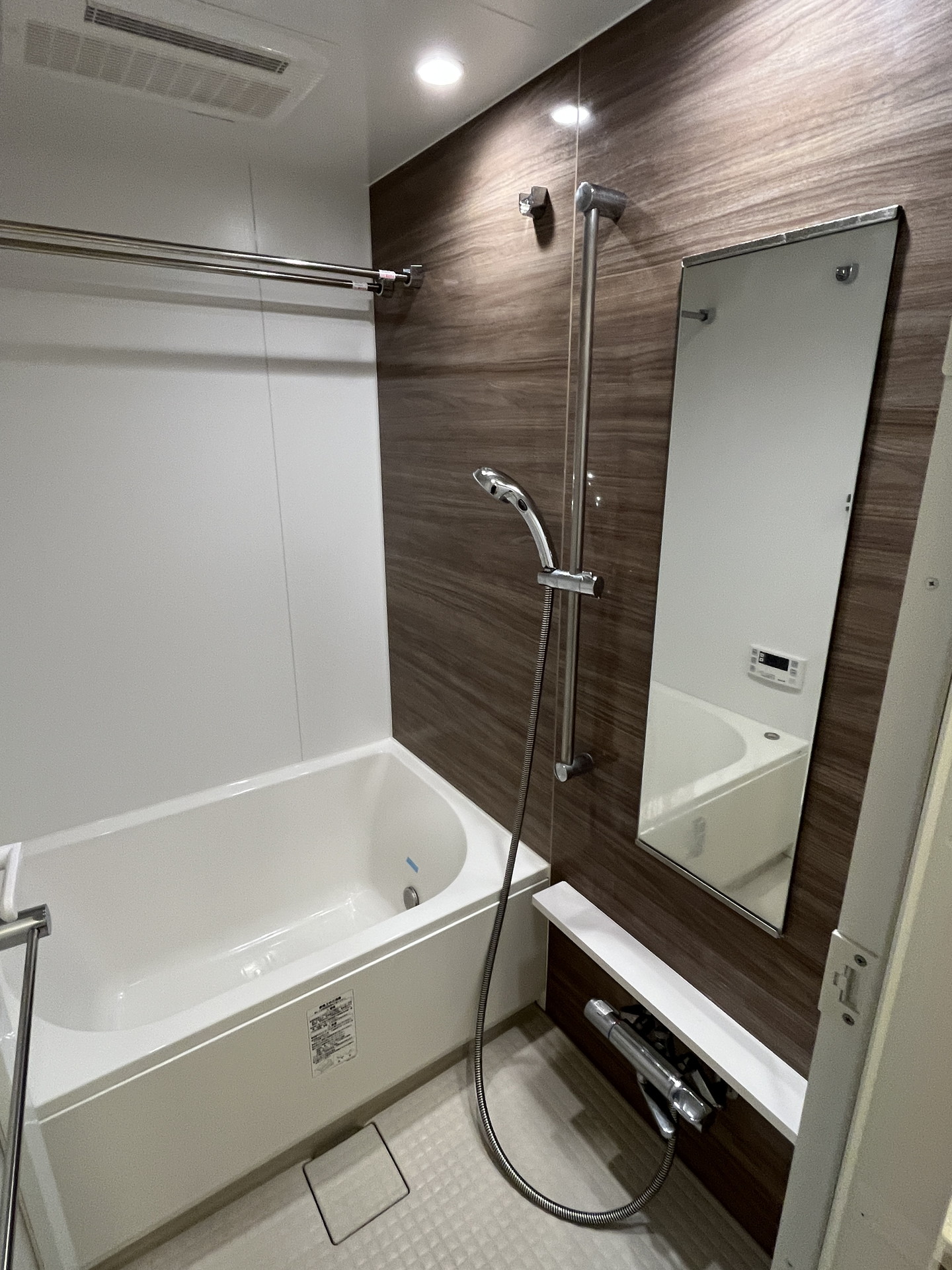 シャワールーム