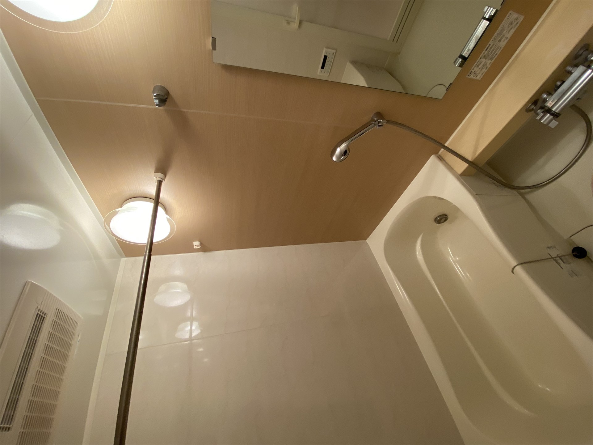 シャワールーム