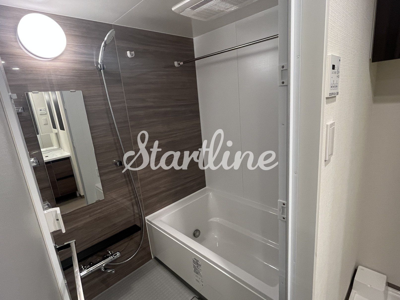 シャワールーム