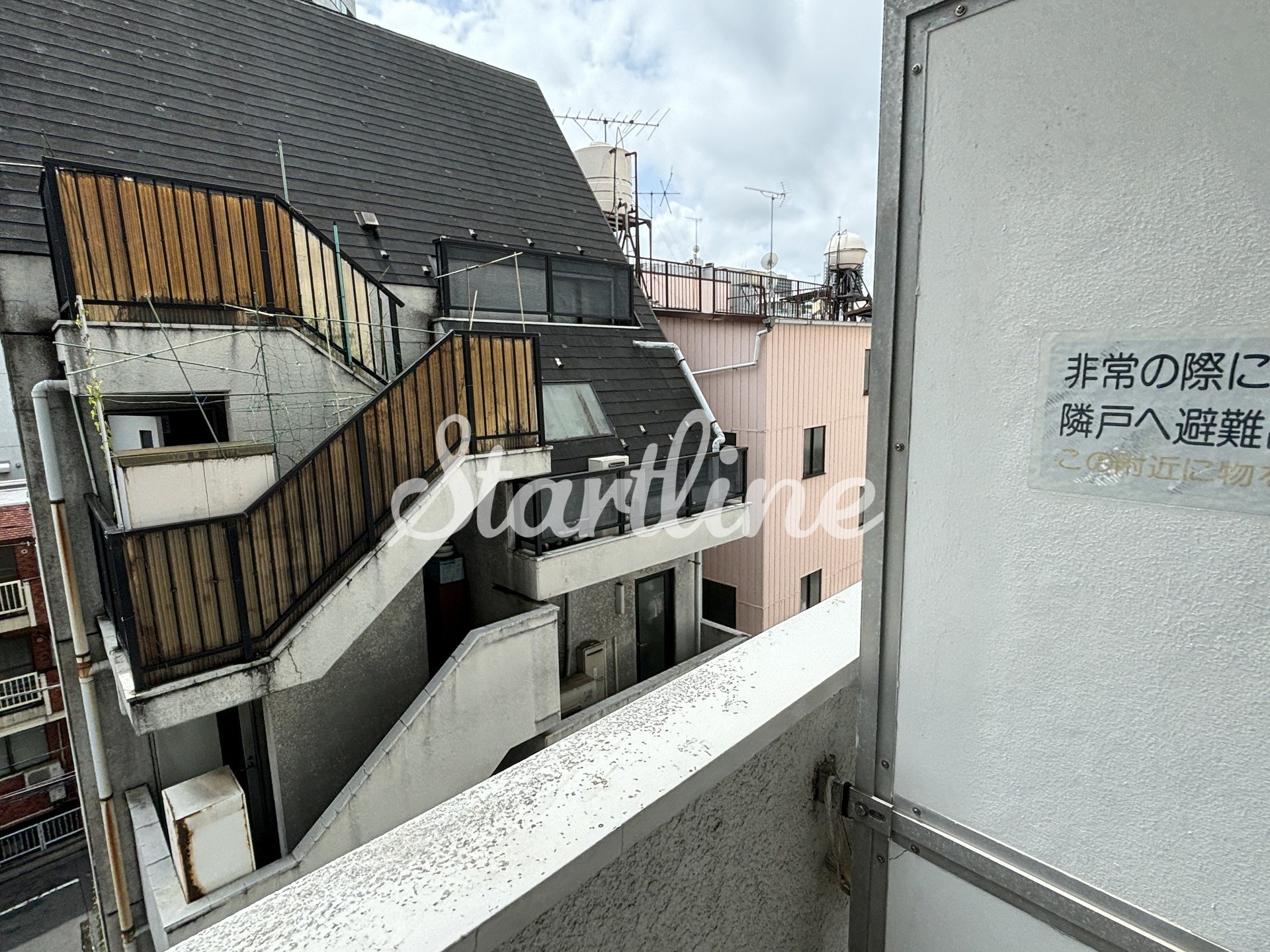 バルコニー