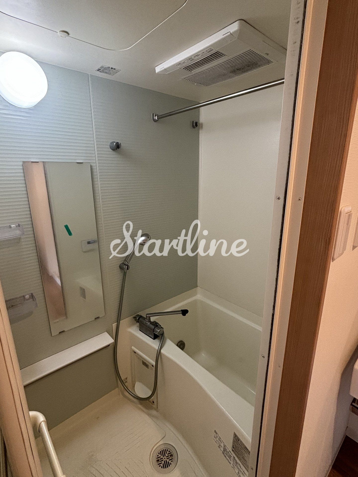 シャワールーム